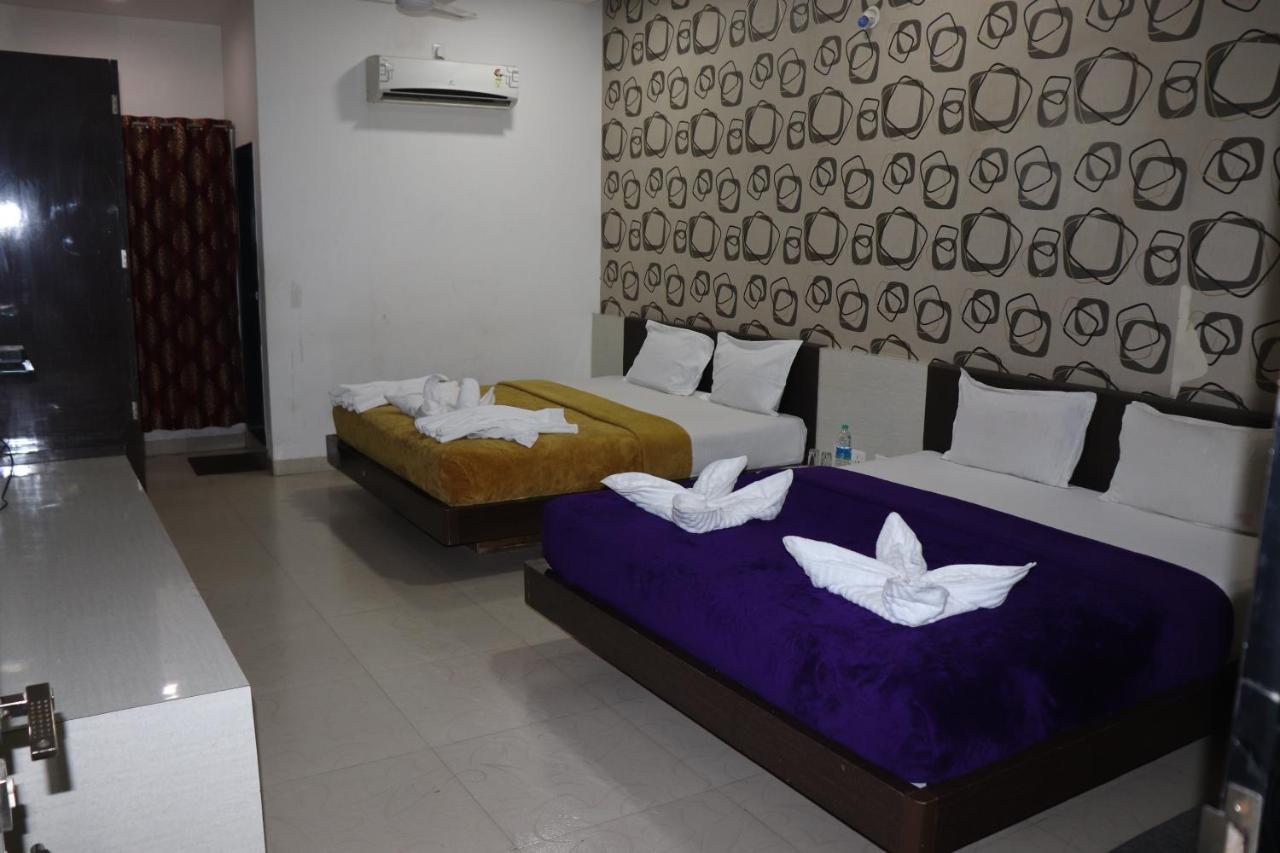 Kanha Vatika And Resort Ujjain Exterior photo